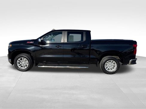 Used 2021 Chevrolet Silverado 1500 LT w/ Z71 Off-Road Package image 3