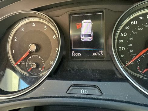 Used 2021 Volkswagen Atlas SE image 9