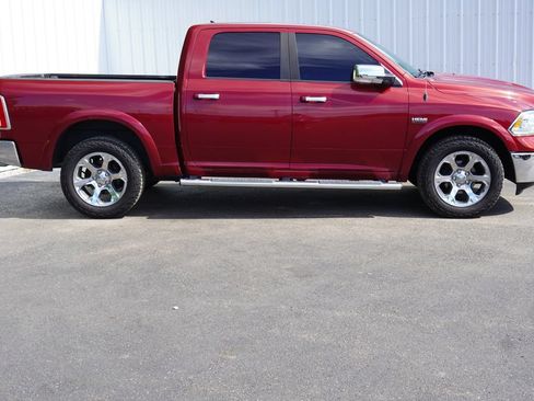 Used 2015 RAM 1500 Laramie w/ Convenience Group AWD/4WD image 2