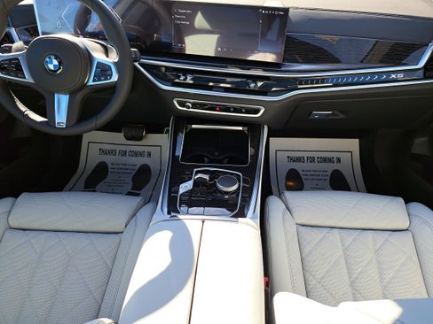 New 2026 BMW X5 xDrive40i w/ M Sport Package image 9