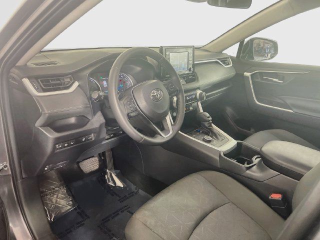 Used 2022 Toyota RAV4 XLE w/ Convenience Package AWD/4WD image 10