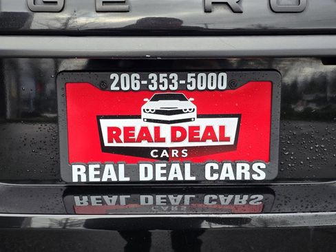 Used 2017 Land Rover Range Rover Sport HSE image 30