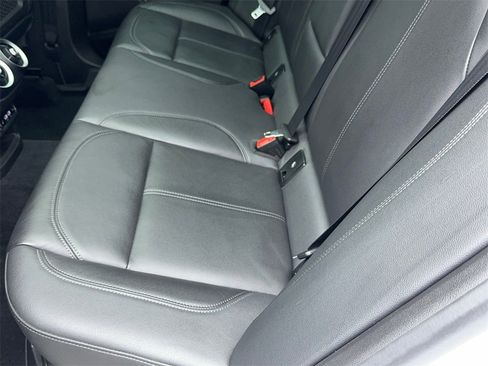 Used 2022 Alfa Romeo Stelvio Ti image 39