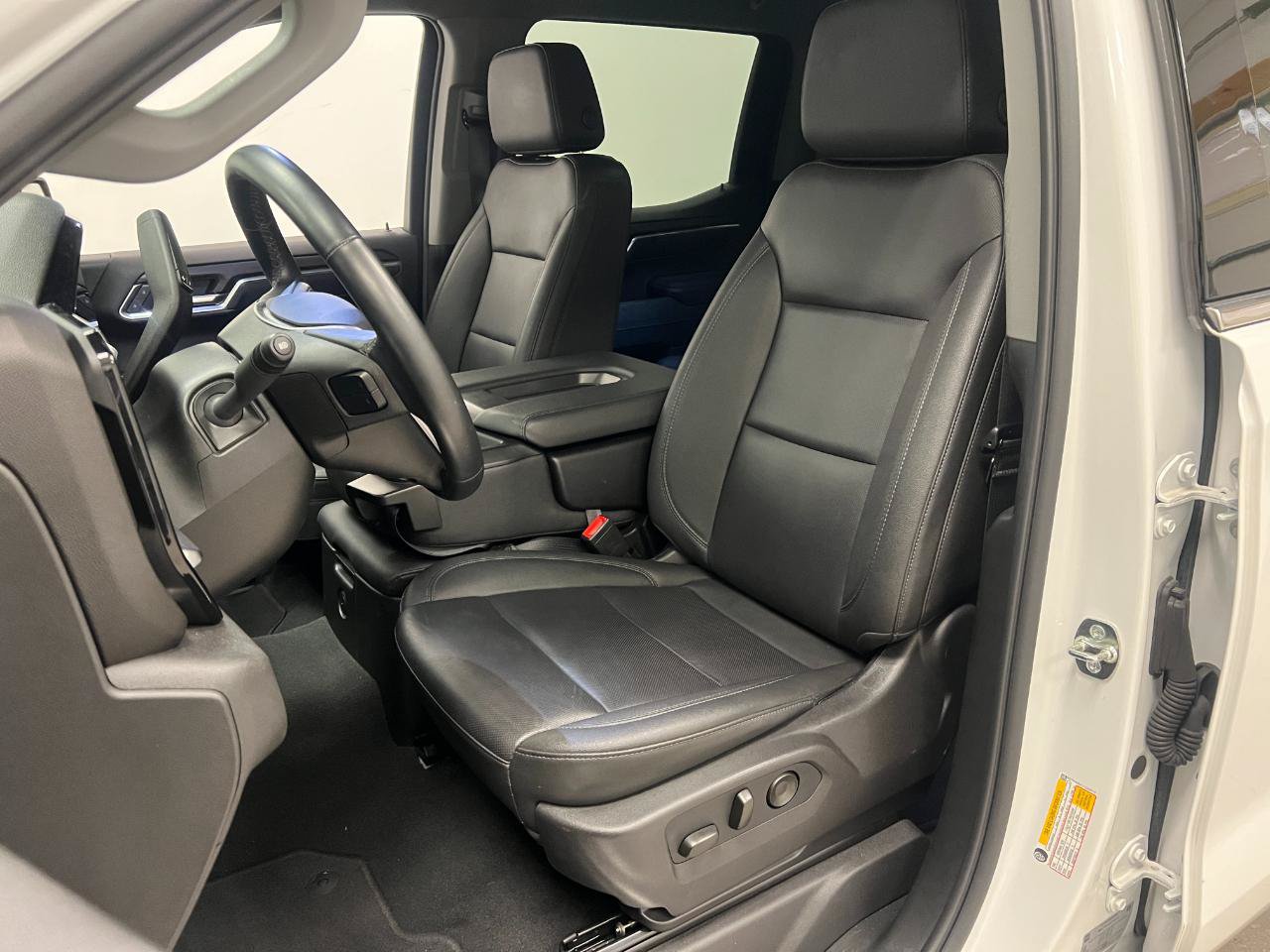 Used 2026 GMC Sierra 1500 SLT RWD image 26