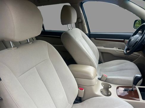 Used 2009 Hyundai Santa Fe SE FWD image 26