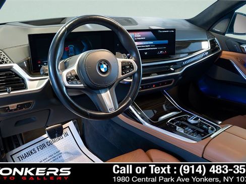 Used 2023 BMW X7 xDrive40i w/ M Sport Package AWD/4WD image 61