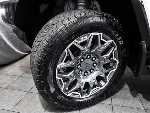 Used 2025 GMC Hummer EV 3X AWD/4WD image 7