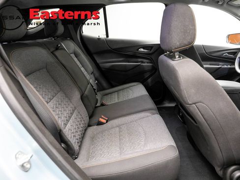 Used 2022 Chevrolet Equinox LT FWD image 22