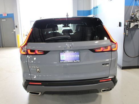 Used 2023 Honda CR-V Sport Touring image 28