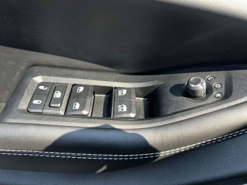 Used 2023 Jeep Grand Cherokee 4WD 4xe image 16