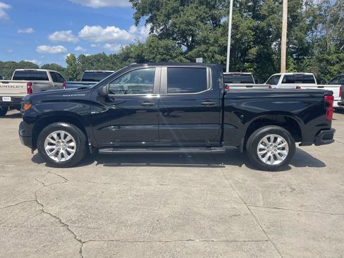 Used 2026 Chevrolet Silverado 1500 Custom RWD image 2