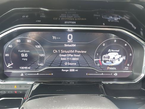 Used 2024 GMC Sierra 3500 SLE w/ SLE Convenience Package image 14