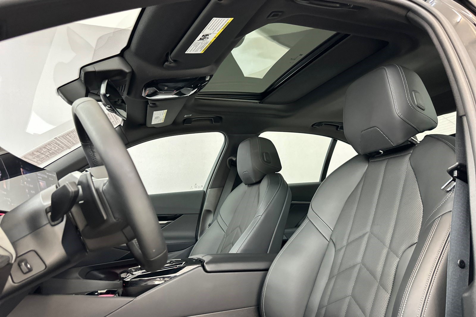 Used 2026 BMW 530i RWD image 26