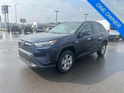 Used 2025 Toyota RAV4 XLE FWD image 3