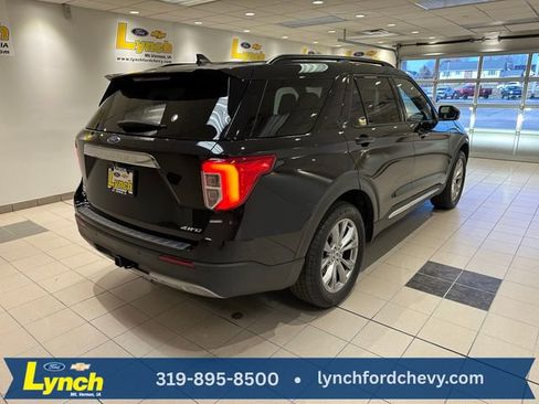 Used 2022 Ford Explorer XLT w/ Equipment Group 202A image 29