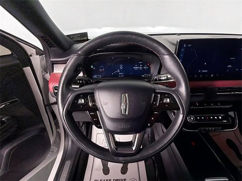 Used 2023 Lincoln Corsair Reserve w/ Equipment Group 201A image 11