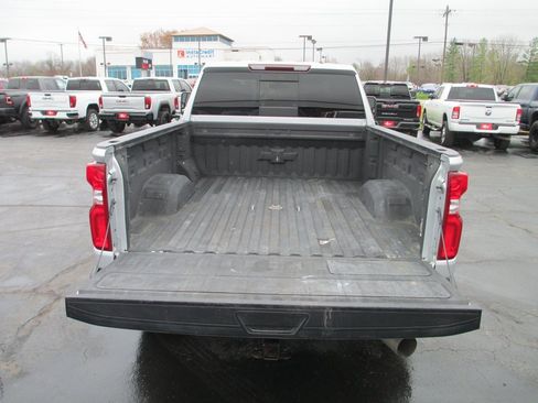 Used 2021 Chevrolet Silverado 2500 LTZ image 6