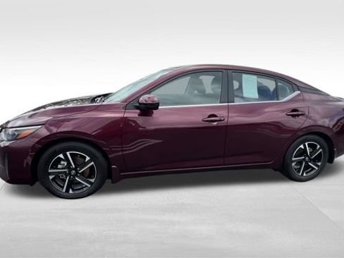 Used 2025 Nissan Sentra SV w/ All-Weather Package FWD image 3