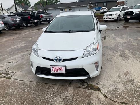 Used 2015 Toyota Prius Three FWD image 8