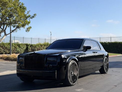 Used 2006 Rolls-Royce Phantom Sedan RWD image 3