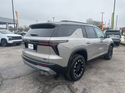New 2026 Chevrolet Traverse Z71 image 3