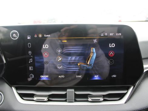 New 2026 Chevrolet Equinox LT FWD image 45