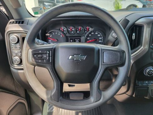 Used 2025 Chevrolet Silverado 1500 Custom Trail Boss AWD/4WD image 17