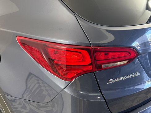 Used 2018 Hyundai Santa Fe Sport image 35