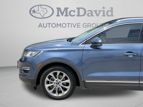 Used 2018 Lincoln MKC Select w/ Select Plus Package FWD image 29