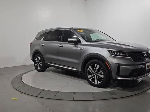 Used 2023 Kia Sorento EX image 8