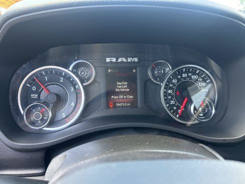 Used 2024 RAM 2500 Big Horn AWD/4WD image 10