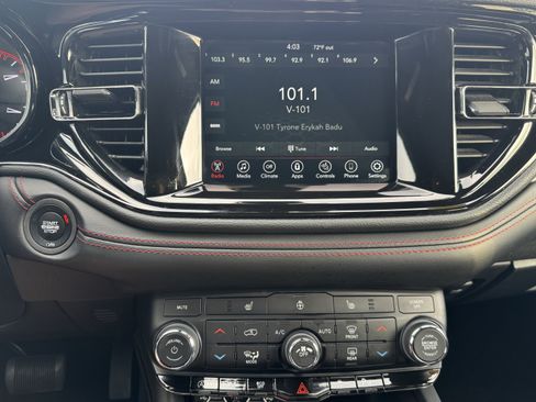 Certified 2023 Dodge Durango GT image 11