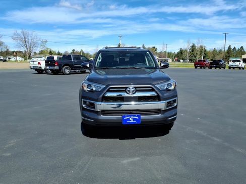 Used 2023 Toyota 4Runner Limited AWD/4WD image 9