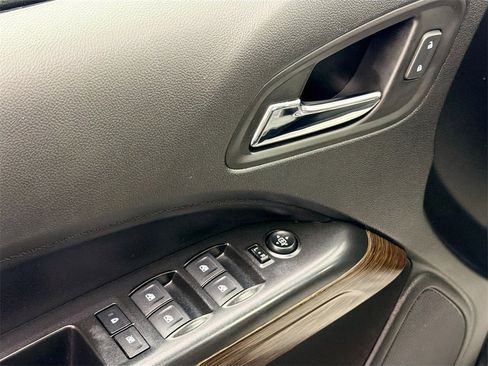 Used 2019 GMC Canyon Denali image 18