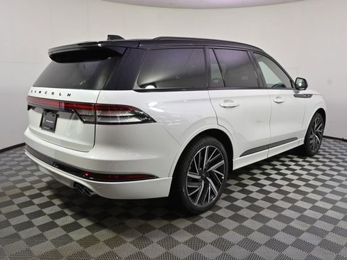 New 2026 Lincoln Aviator Black Label image 7
