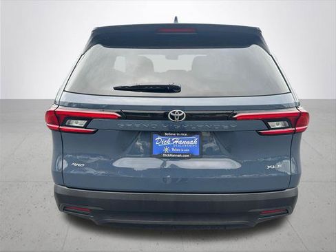 Certified 2025 Toyota Grand Highlander AWD image 9
