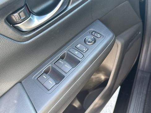Used 2024 Honda CR-V EX image 23