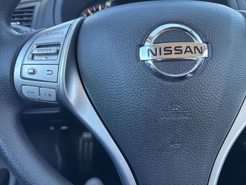 Used 2017 Nissan Altima 2.5 SV image 23