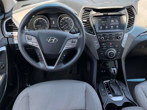 Used 2018 Hyundai Santa Fe Sport w/ 2.4L Value Package 02 FWD image 10