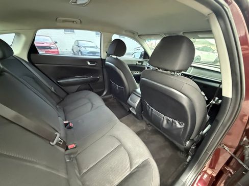 Used 2018 Kia Optima LX FWD image 4
