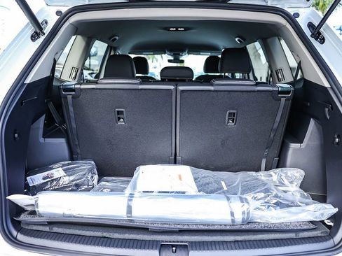 New 2026 Volkswagen Atlas SE image 18