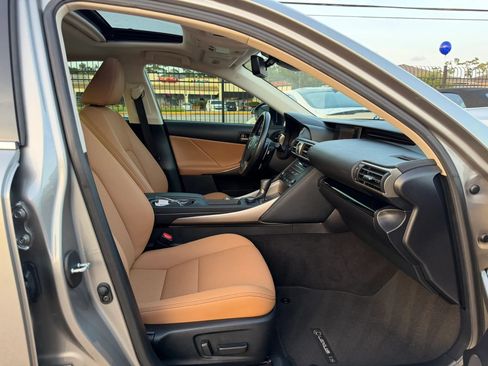 Used 2020 Lexus IS 300 w/ Accessory Package 2 RWD image 20