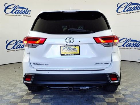 Used 2018 Toyota Highlander Limited image 4