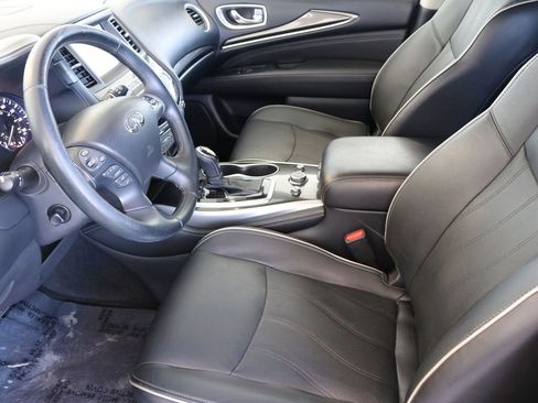 Used 2018 INFINITI QX60 Luxe image 17