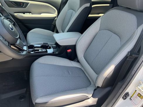 New 2026 Subaru Forester Premium AWD/4WD image 29