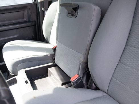 Used 2015 RAM 1500 ST w/ SXT Appearance Group AWD/4WD image 6
