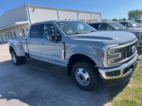 New 2026 Ford F350 Lariat image 4