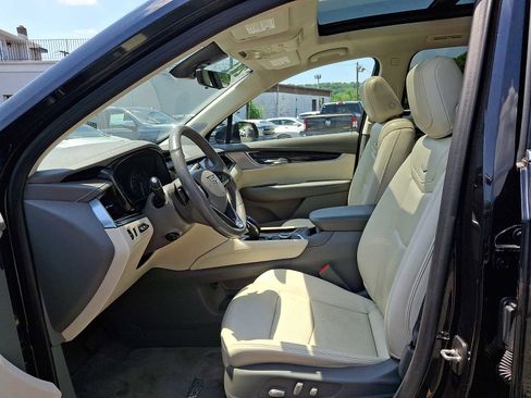 Used 2022 Cadillac XT6 Premium Luxury w/ Technology Package AWD/4WD image 14