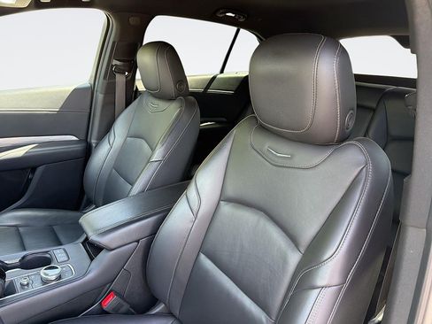 Certified 2024 Cadillac XT4 Premium Luxury AWD/4WD image 23
