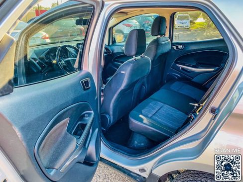 Used 2018 Ford EcoSport SE w/ SE Convenience Package image 11